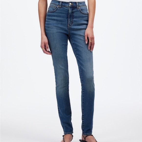 Madewell 10” High Rise Skinny Jeans - Picture 2 of 12